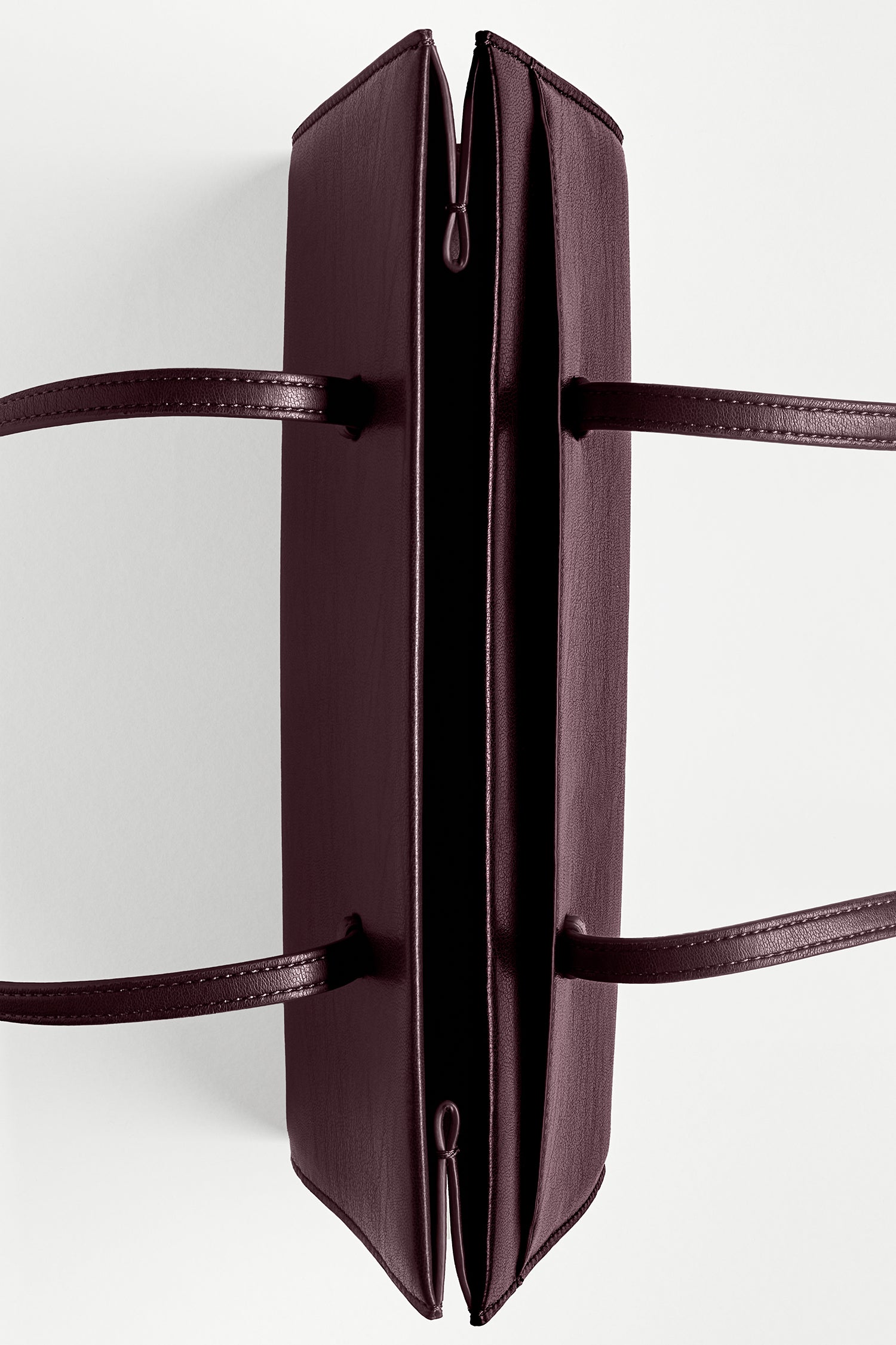 Belle Handbag in Bordeaux