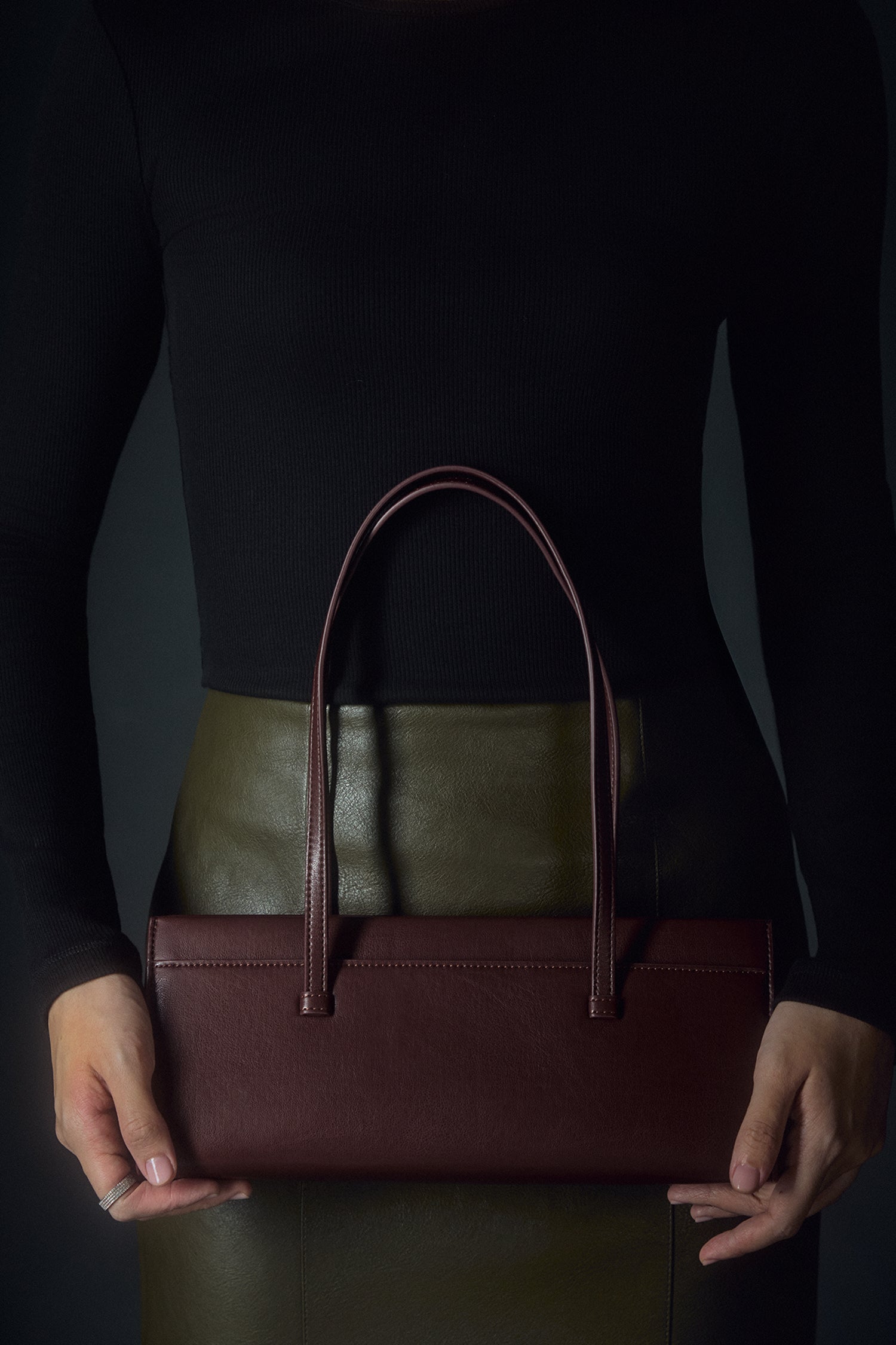 Belle Handbag in Bordeaux