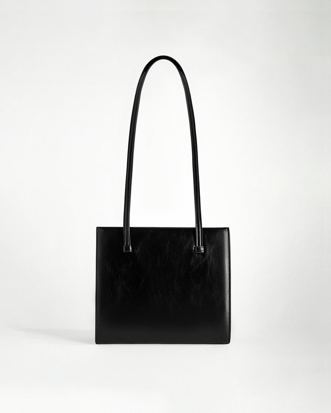 Lily Handbag in Black Gloss Leather
