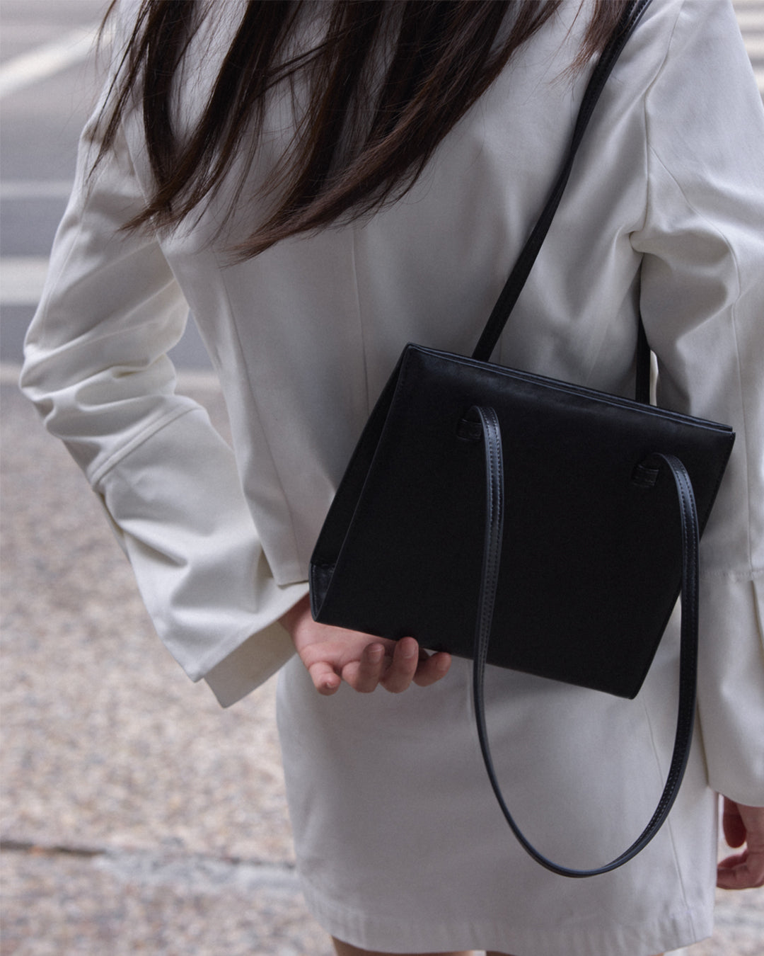 Lily Handbag in Black Gloss Leather